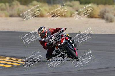 media/Oct-08-2022-SoCal Trackdays (Sat) [[1fc3beec89]]/Turn 10 (945am)/